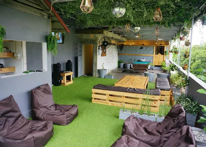 Kokos Hostel Padang City